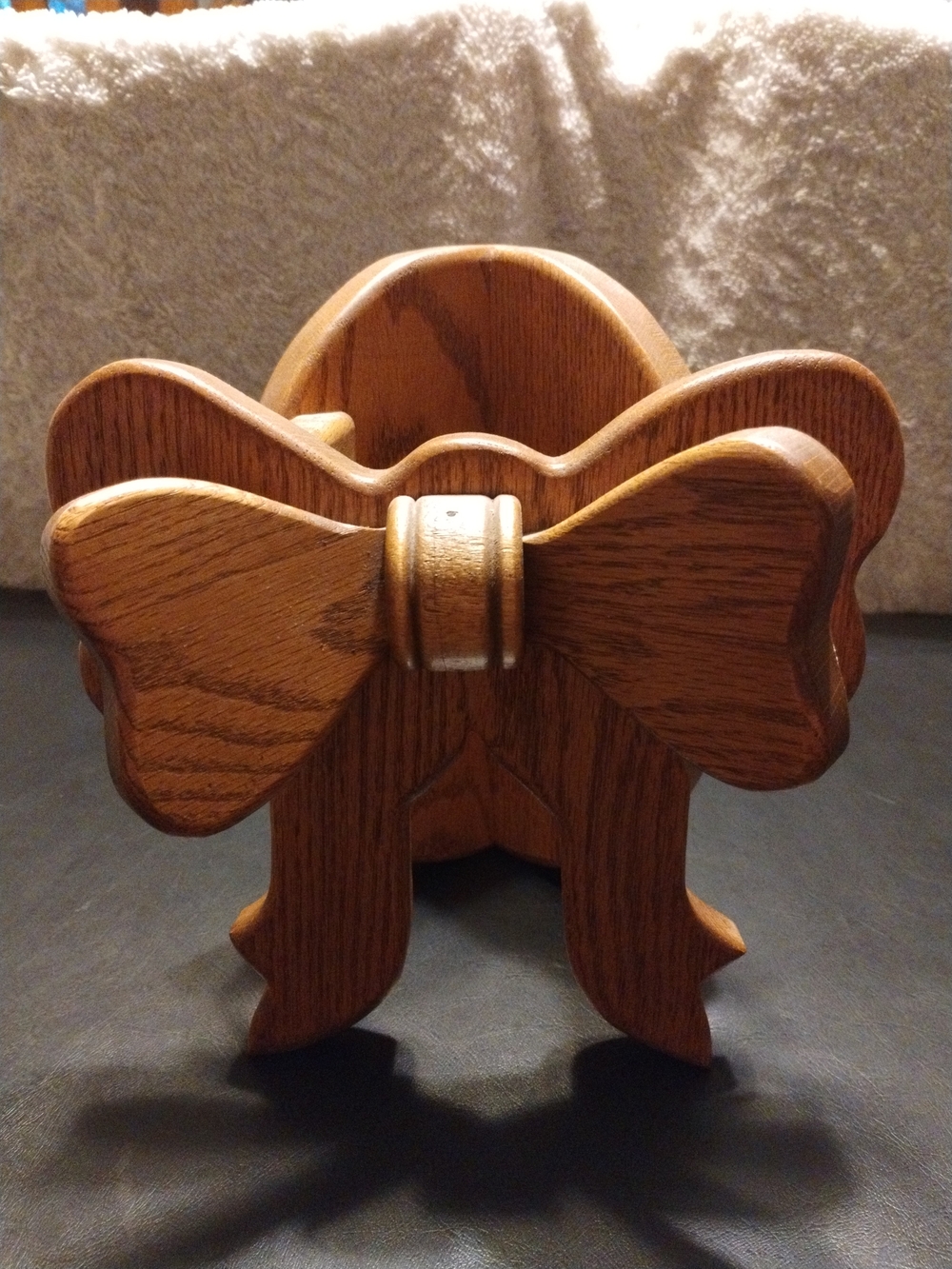 Vintage Cottage Core Wooden Corner Bow Napkin Warm Oak Finish